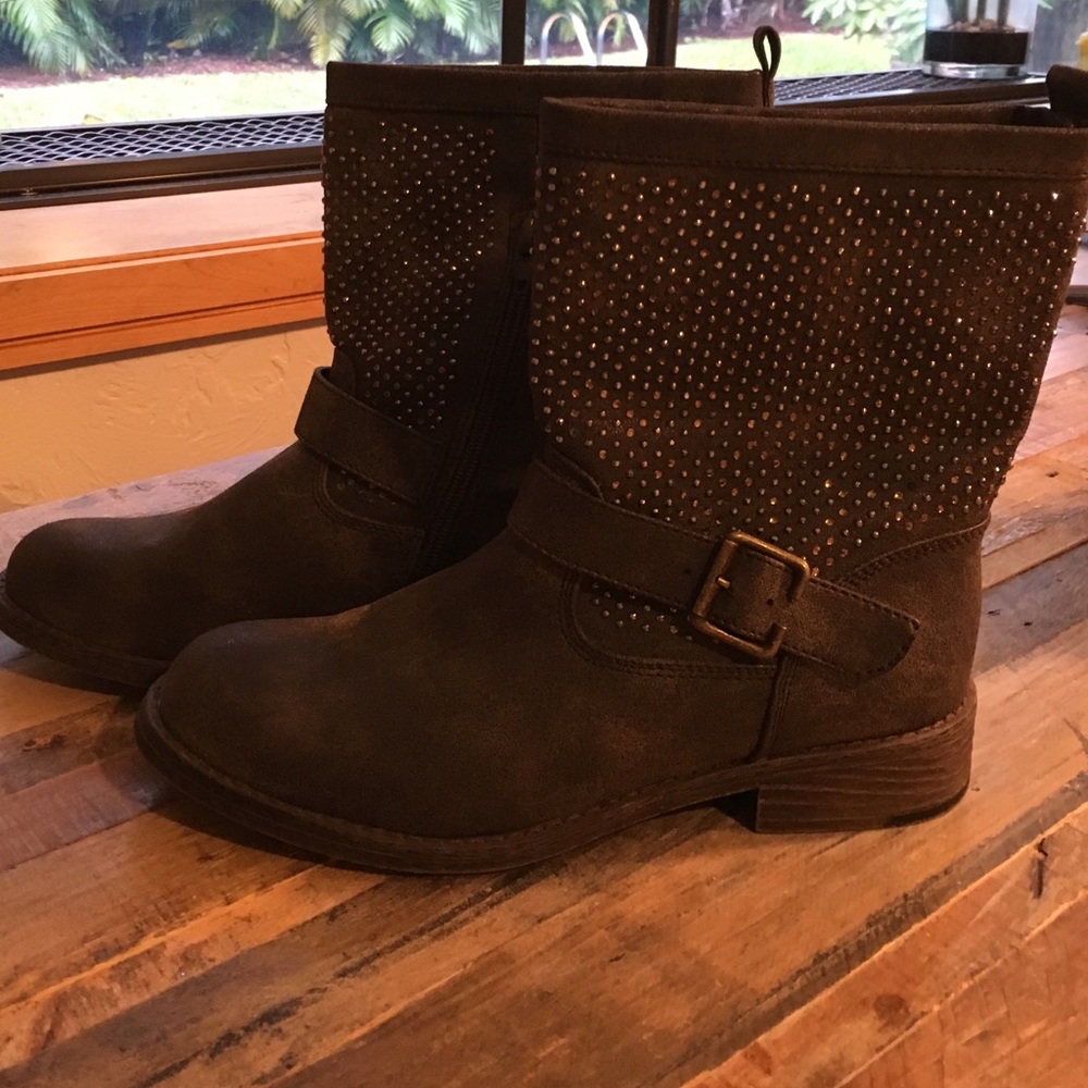 Graceland distressed/blinged Moto booties